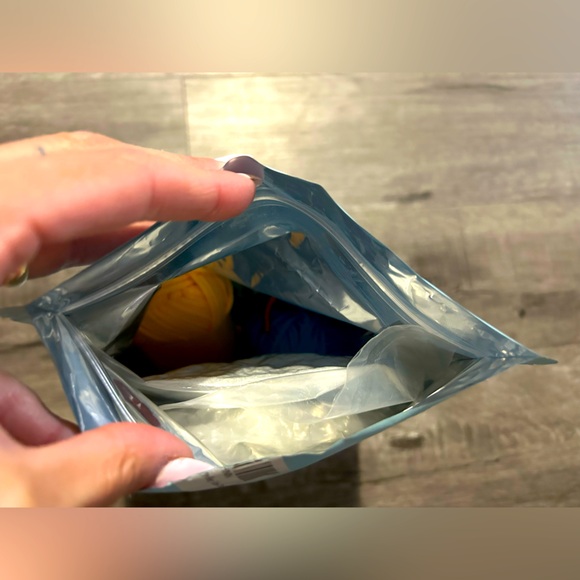 Zepiany Beginners Crochet Kit - Picture 4 of 5